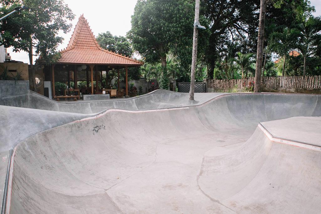 Eat Sleep Skate Hotell Sanur Exteriör bild